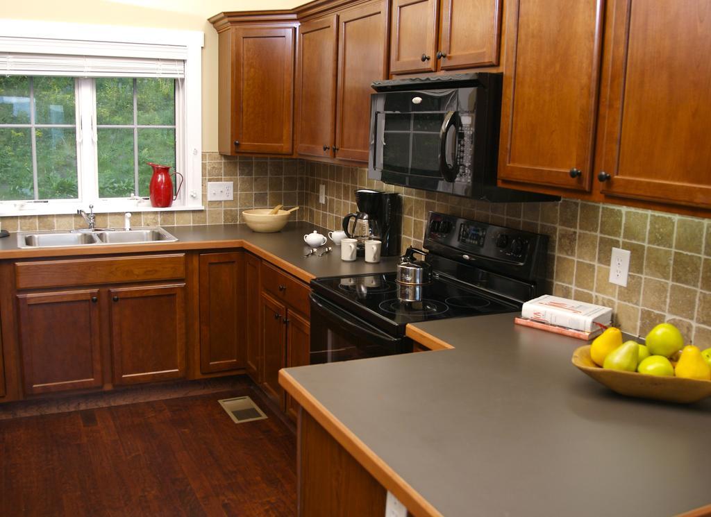 Willoughvale Inn Westmore Newport Номер фото