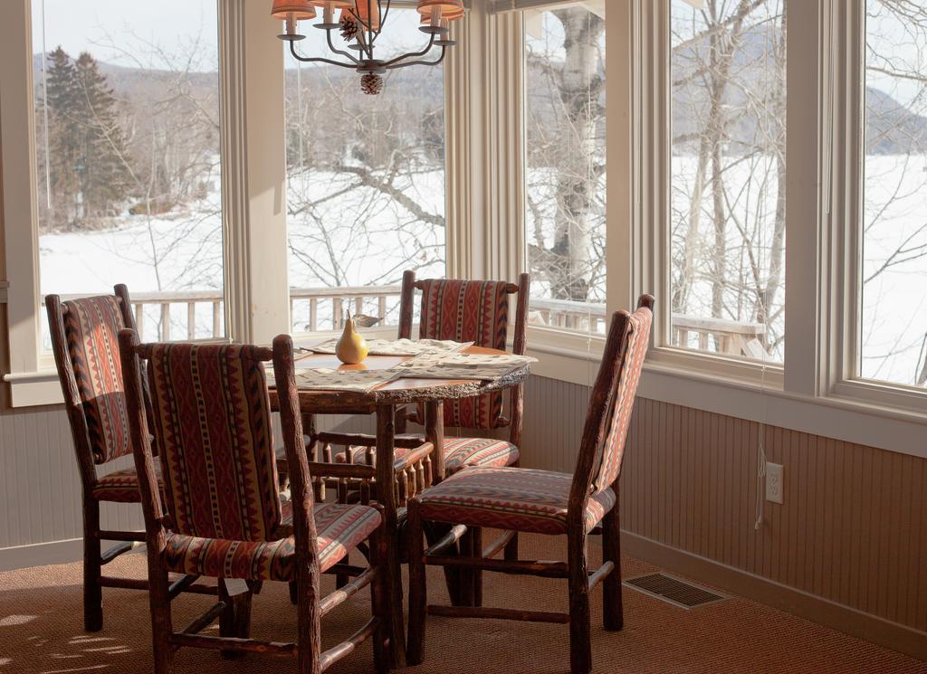 Willoughvale Inn Westmore Newport Номер фото